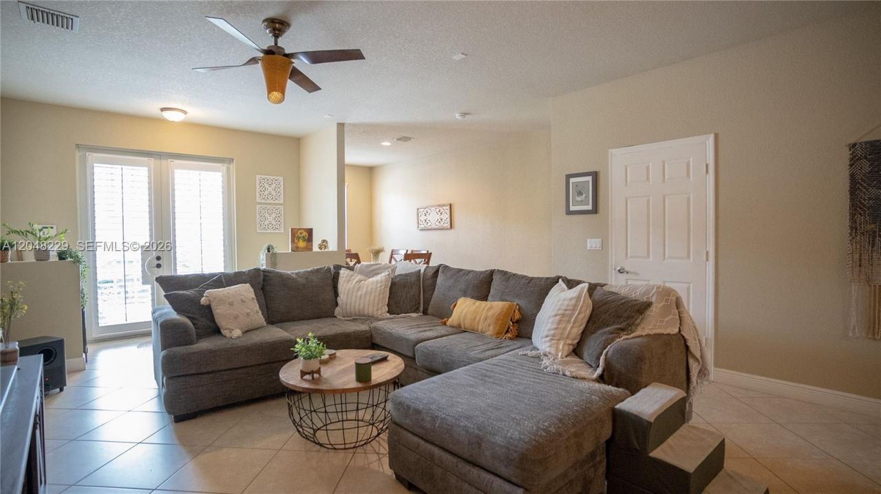5808 Hampton Hills Blvd , Tamarac, FL 33321 Photo