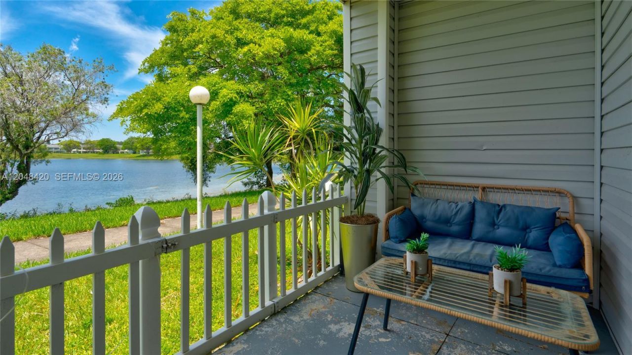 3409 NW 44th St , Unit 101, Oakland Park, FL 33309 Photo