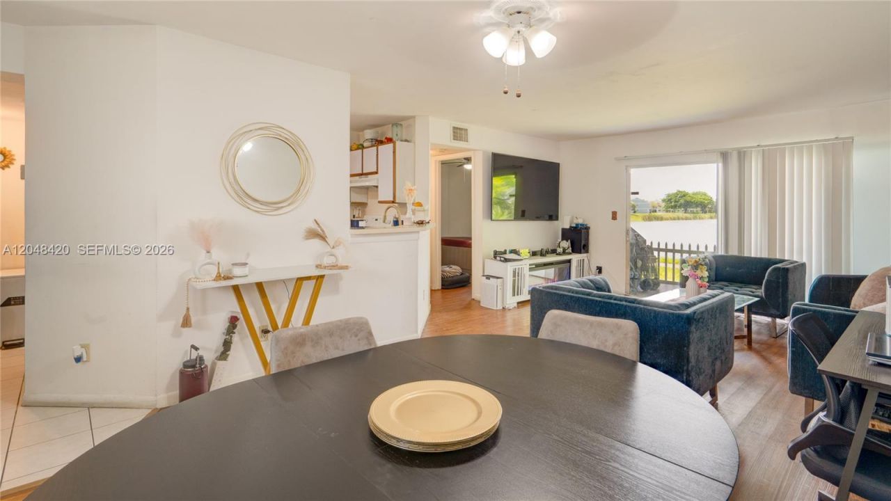 3409 NW 44th St , Unit 101, Oakland Park, FL 33309 Photo