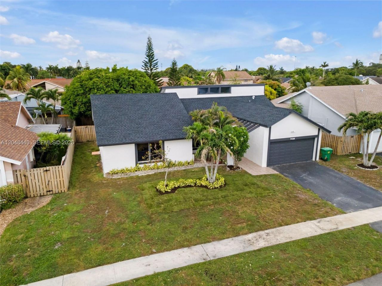 7428 NW 49th Ct , Lauderhill, FL 33319 Photo