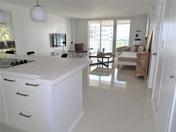 5701 Collins Ave , Unit 1703, Miami Beach, FL 33140