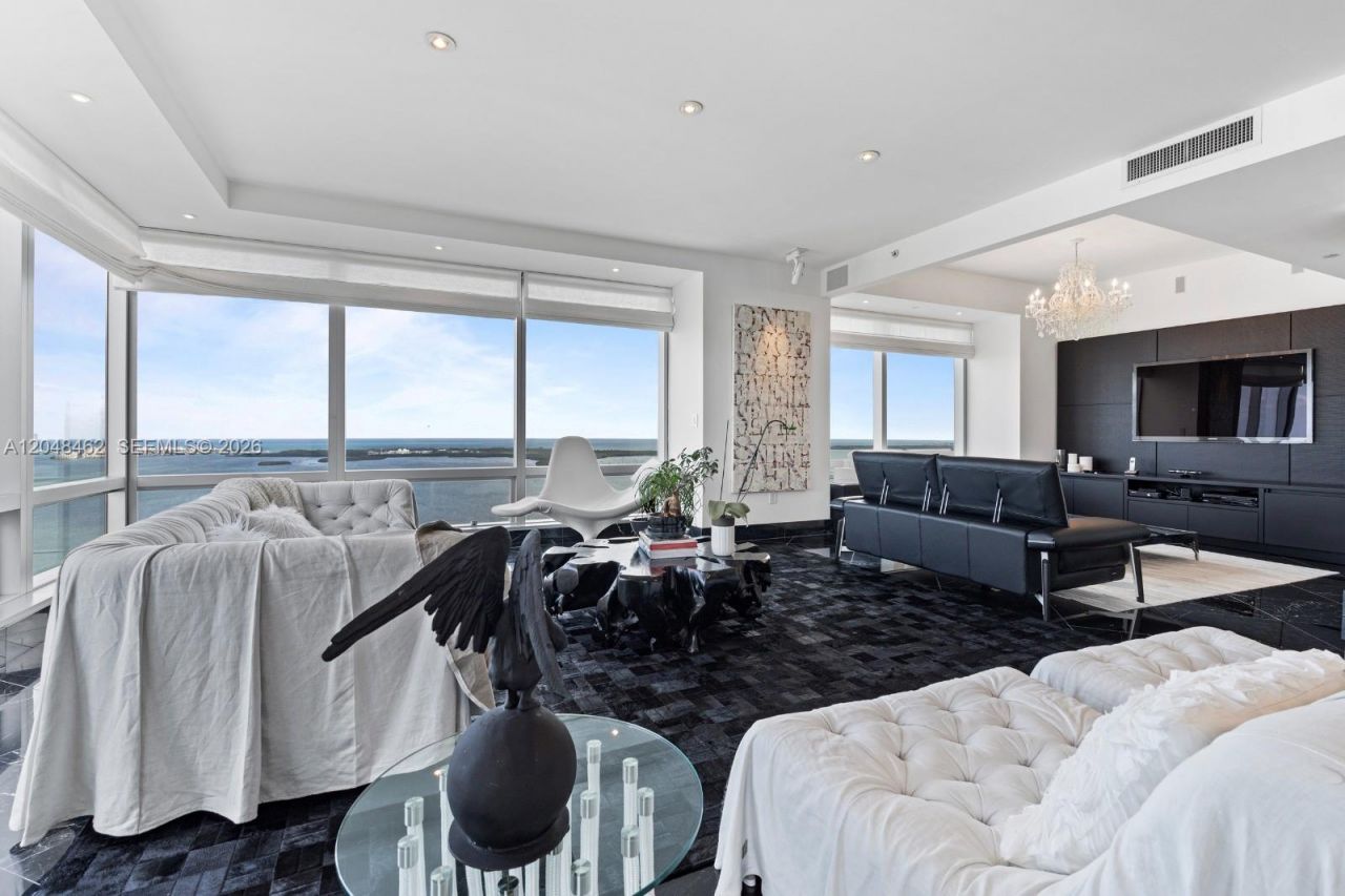 1425 Brickell Ave , Unit 42E, Miami, FL 33131 Photo