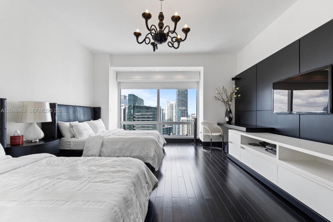 1425 Brickell Ave , Unit 42E, Miami, FL 33131 Photo