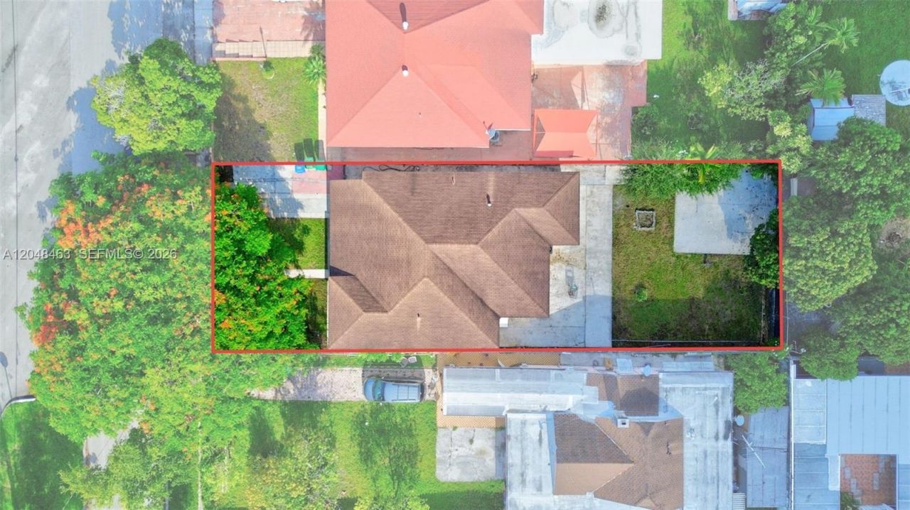 2323 NW 1st St , Miami, FL 33125 Photo