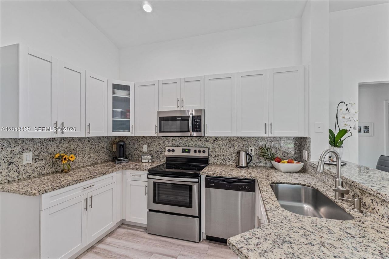 1356 Presidio Dr , Weston, FL 33327 Photo
