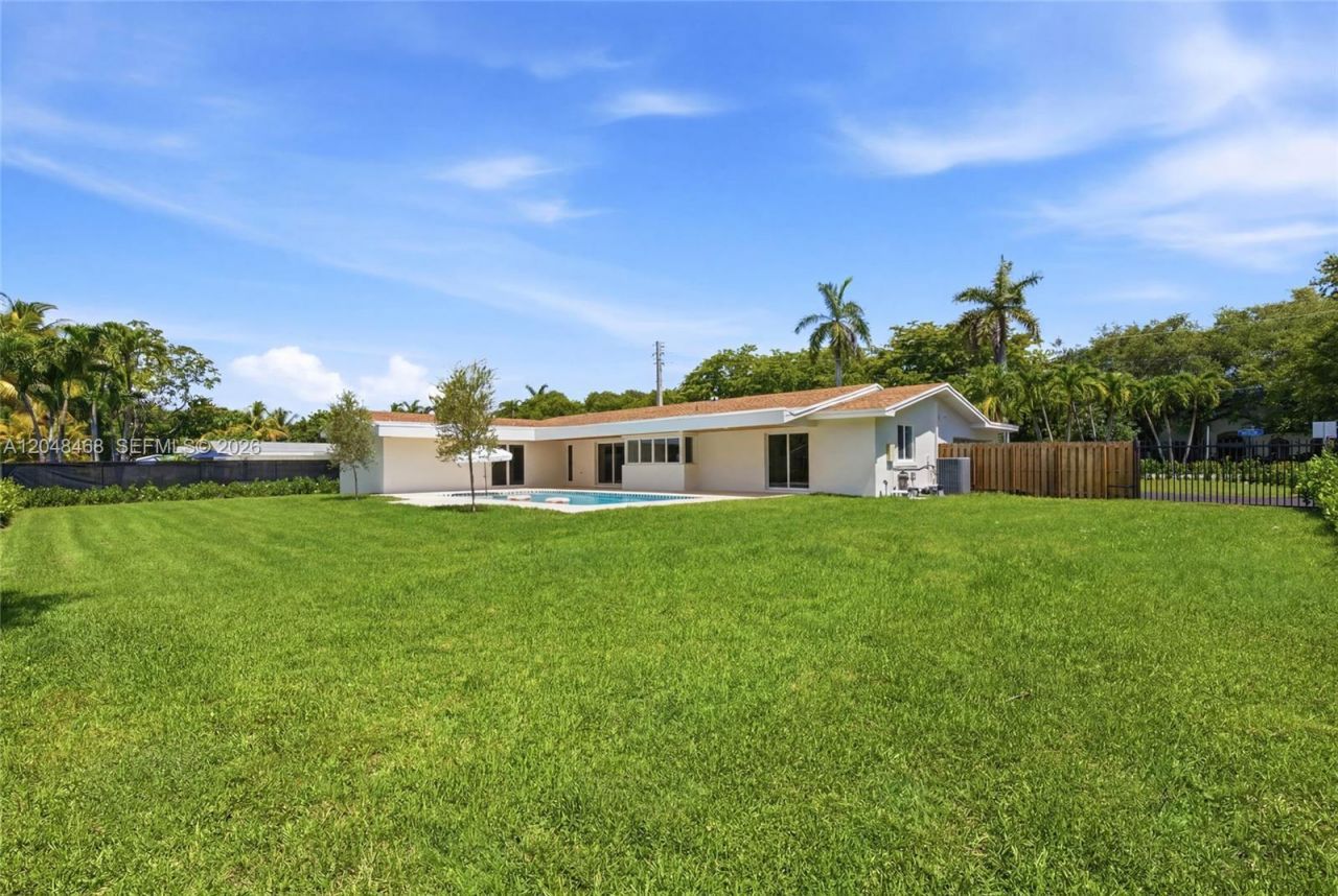 7600 SW 168th St , Palmetto Bay, FL 33157 Photo