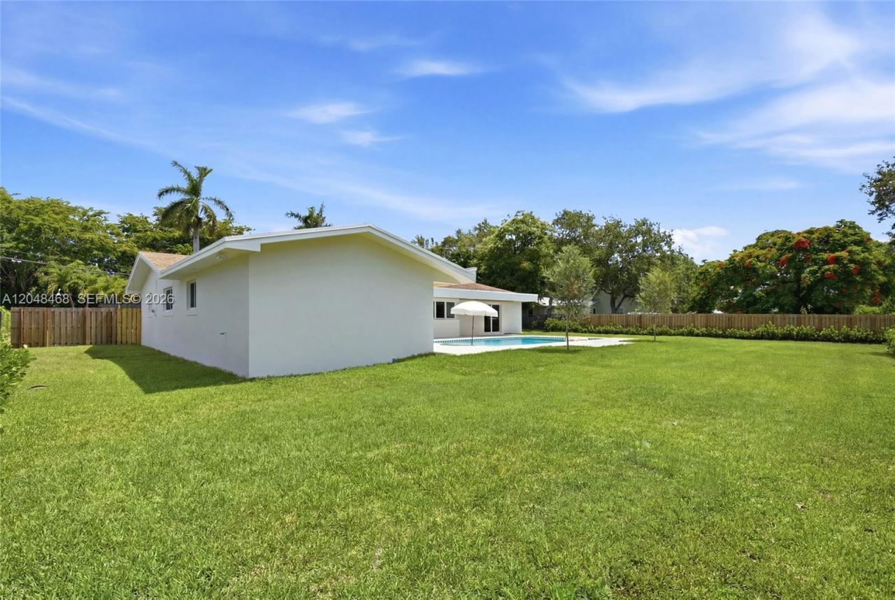 7600 SW 168th St , Palmetto Bay, FL 33157 Photo