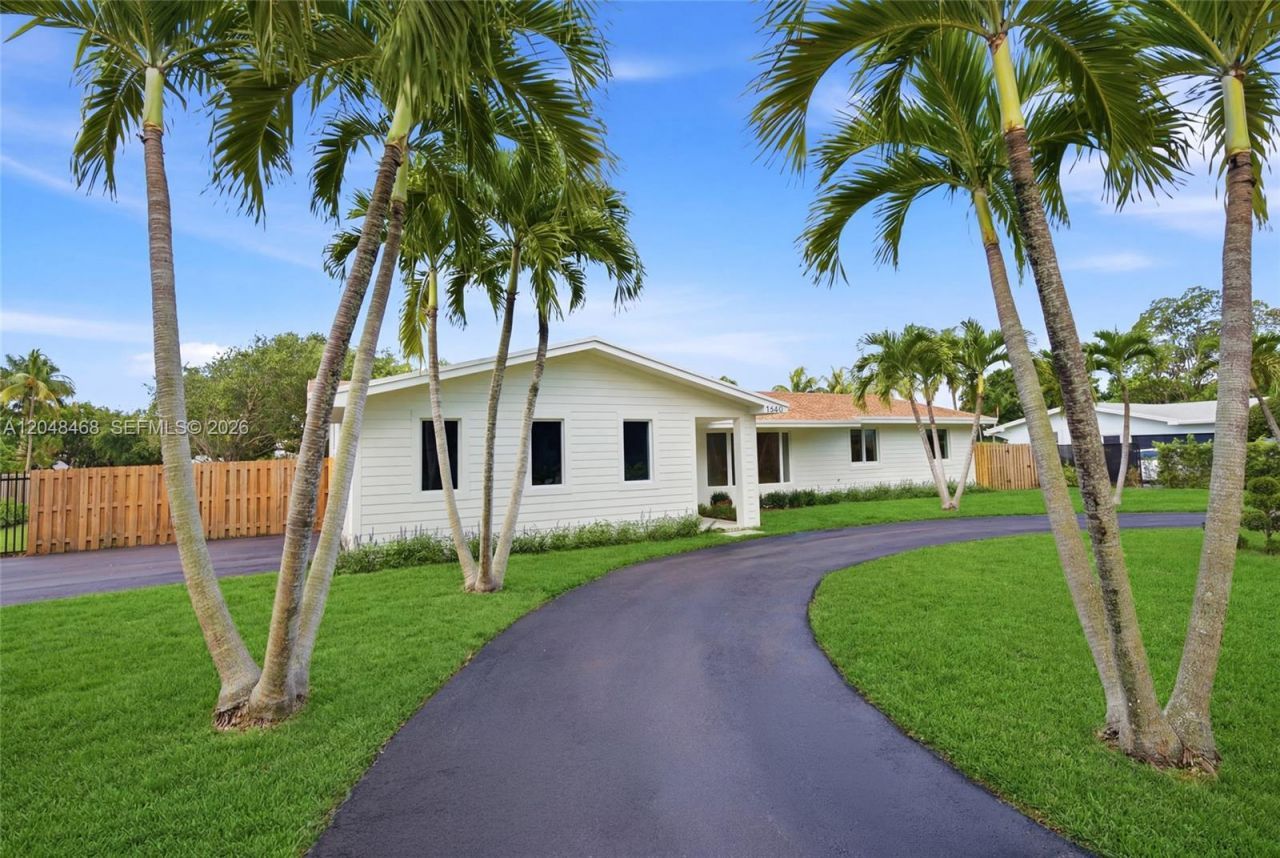 7600 SW 168th St , Palmetto Bay, FL 33157 Photo