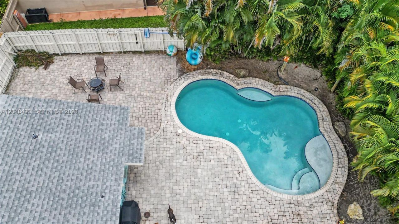 301 SW 65th Ave, Pembroke Pines, FL 33023 Photo