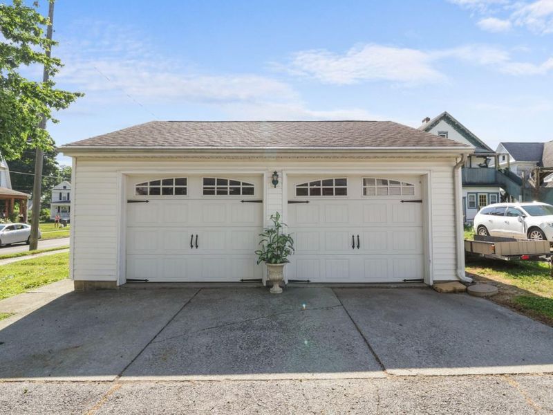135 Euclid Avenue, Bellevue, OH 44811 Photo 95