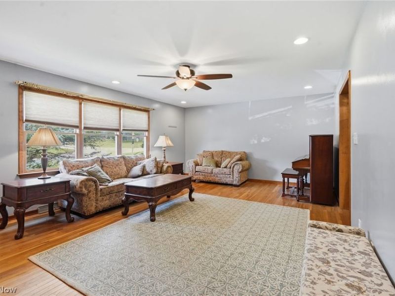 2520 Douglas Drive, Zanesville, OH 43701 Photo 2