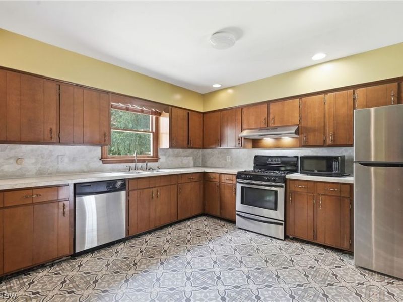 2520 Douglas Drive, Zanesville, OH 43701 Photo 8