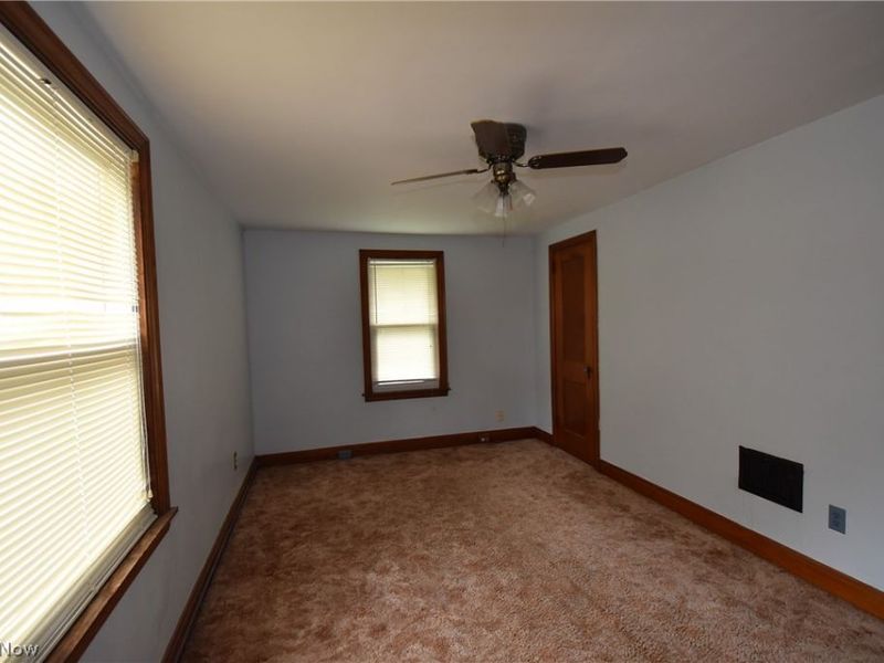 3260 Vestal Road, Youngstown, OH 44509 Photo 12
