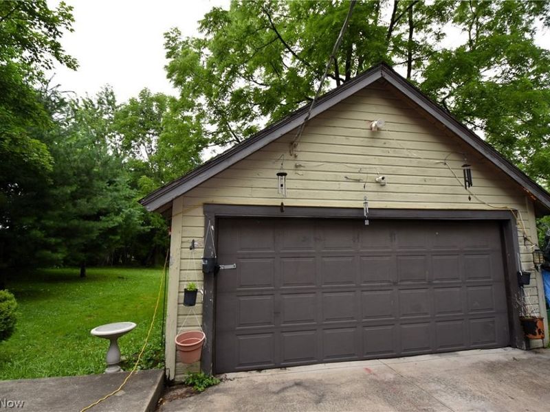 3260 Vestal Road, Youngstown, OH 44509 Photo 5