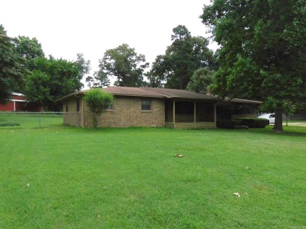 5218 Honeysuckle Road , Little Rock, AR 72206
