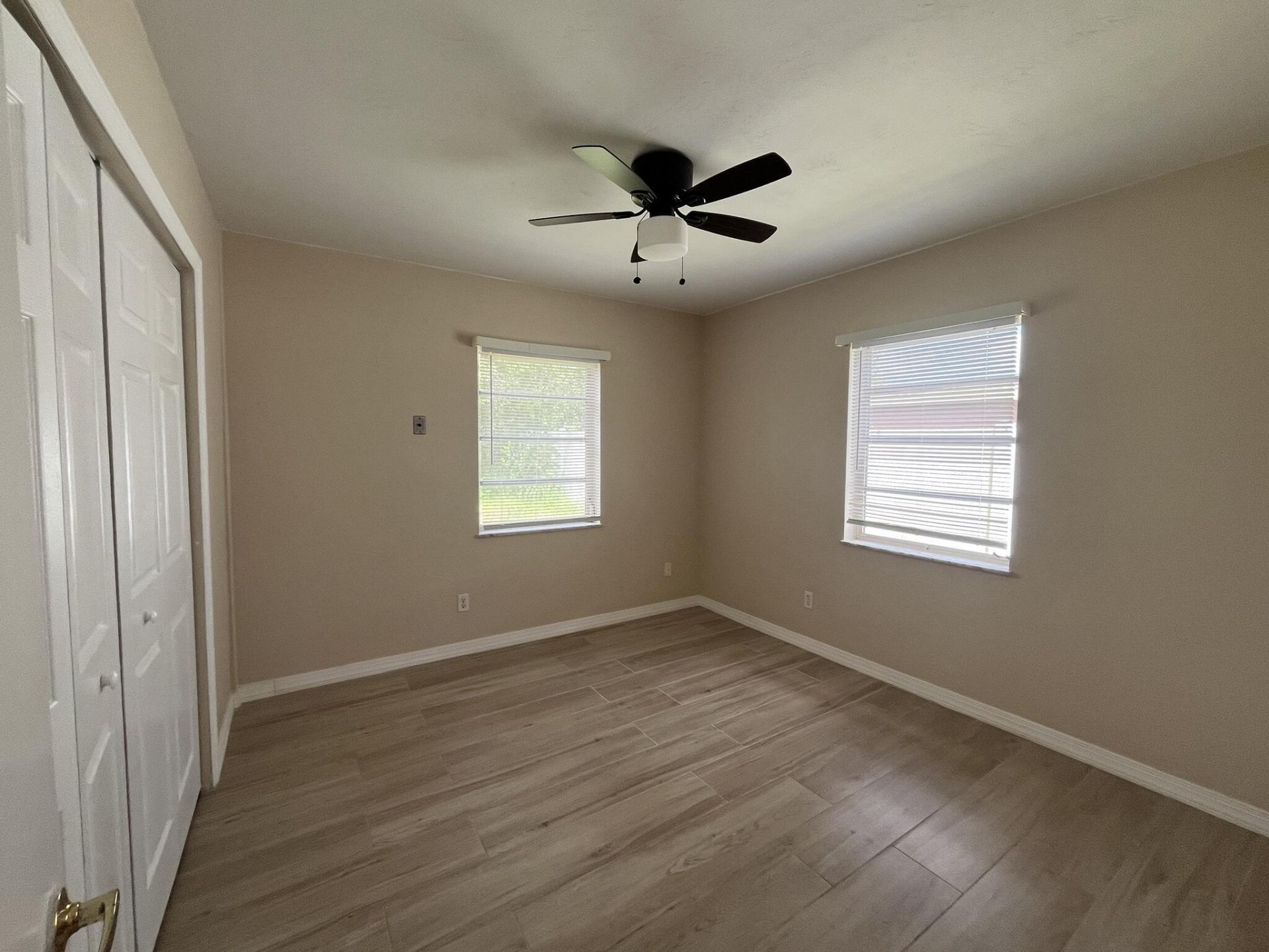 213 NE Prima Vista Boulevard, Port Saint Lucie, FL 34983 Photo