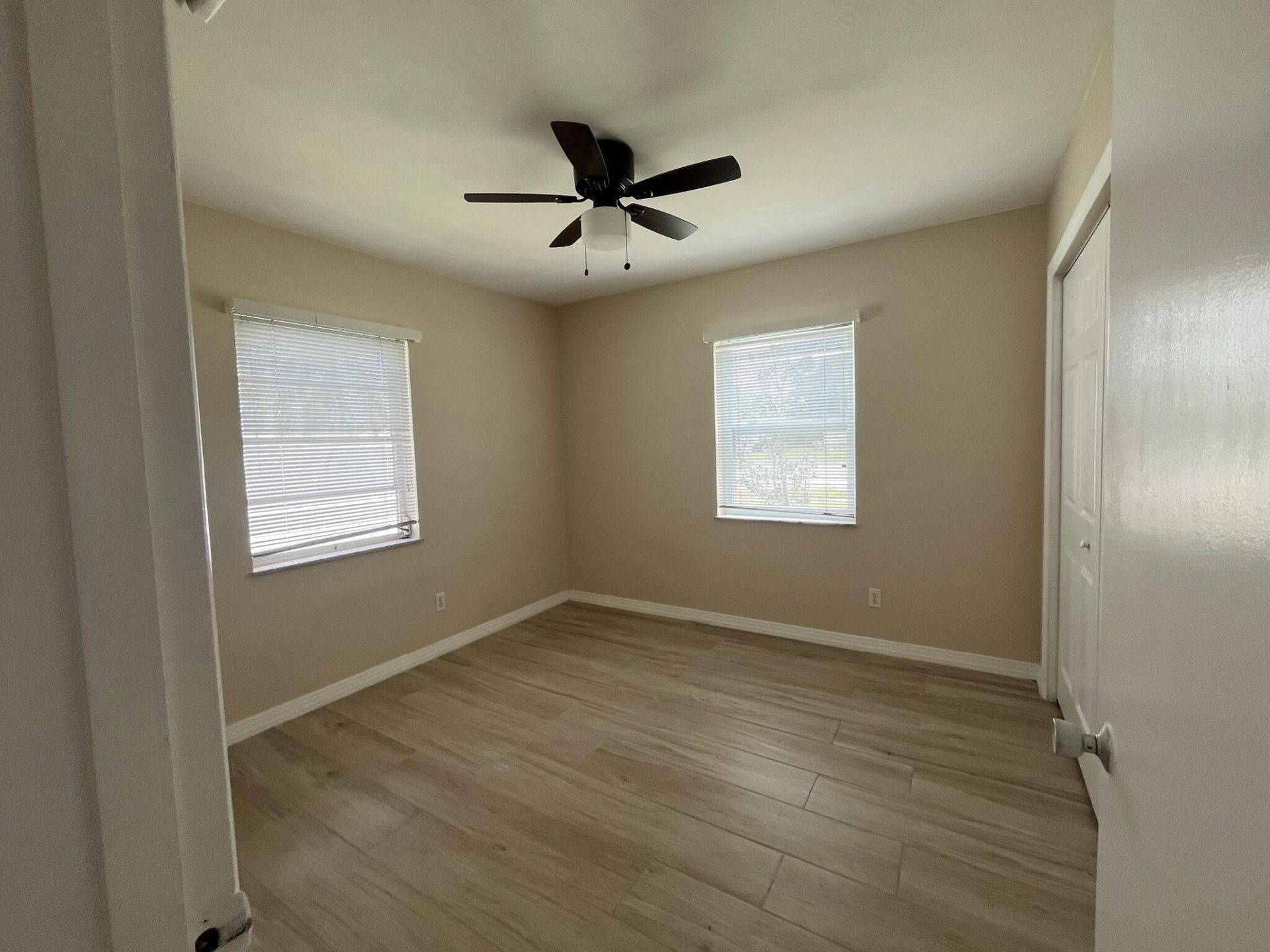 213 NE Prima Vista Boulevard, Port Saint Lucie, FL 34983 Photo