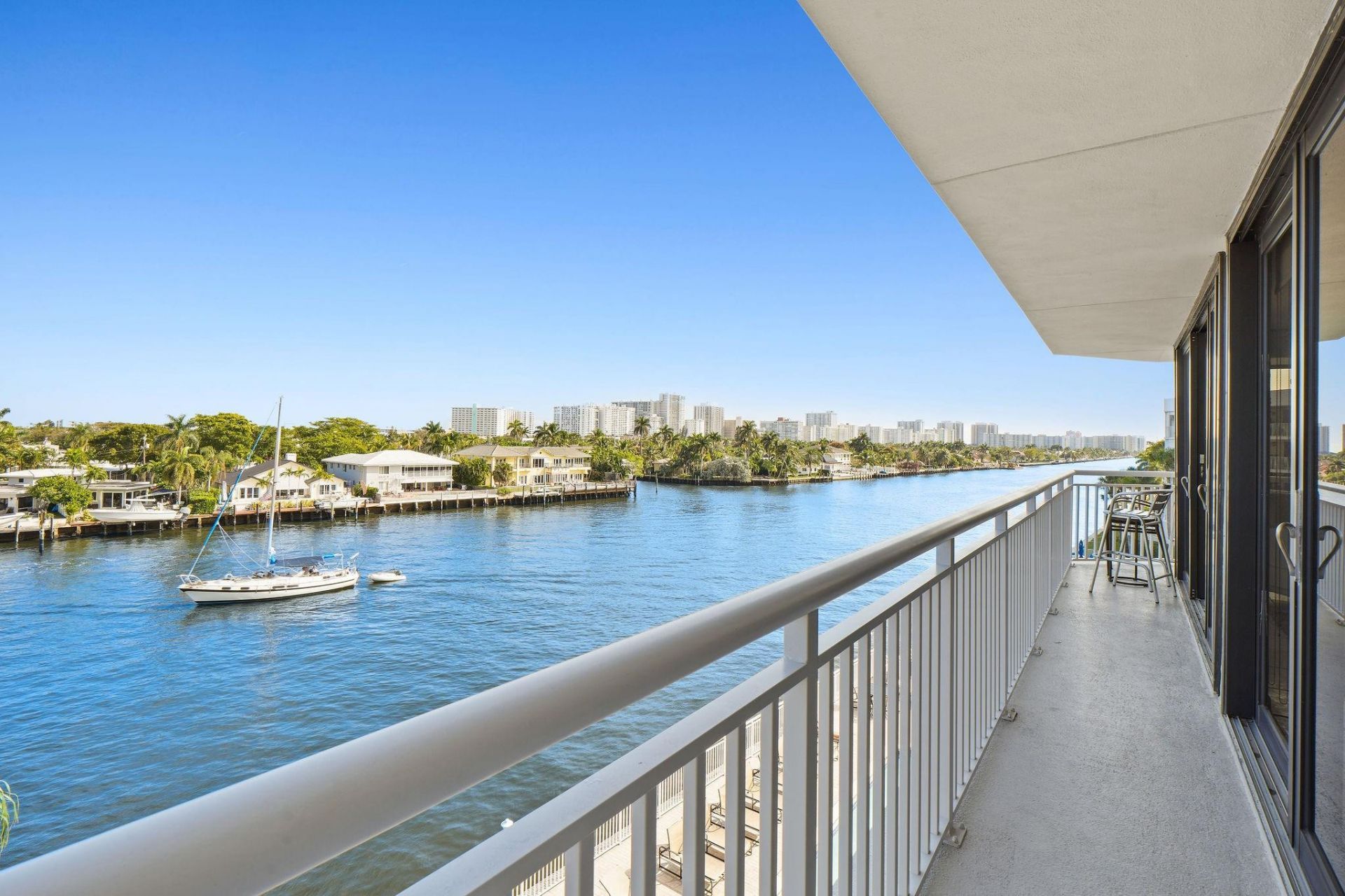 3100 NE 48th Street, Unit 415, Fort Lauderdale, FL 33308 Photo