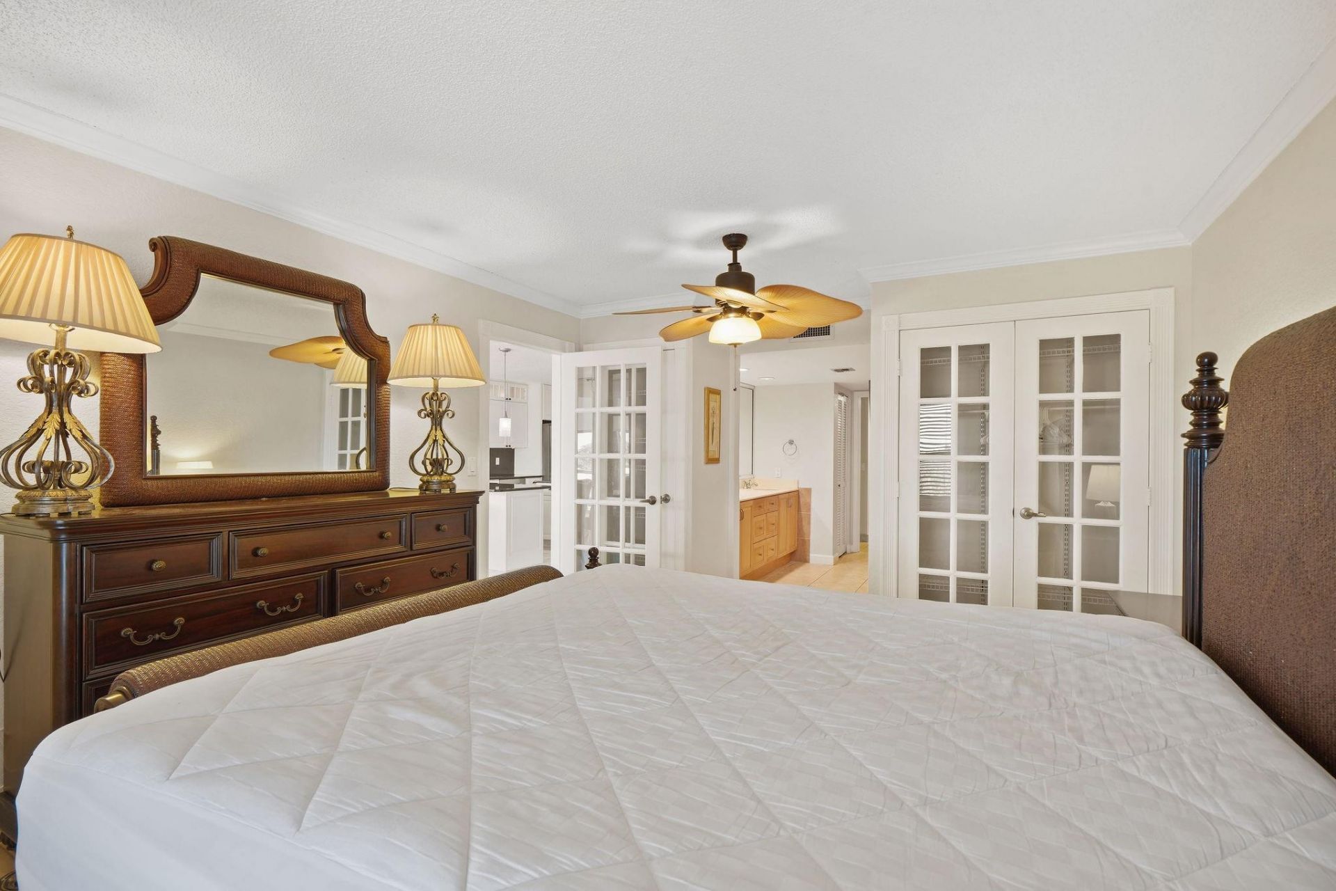 3100 NE 48th Street, Unit 415, Fort Lauderdale, FL 33308 Photo