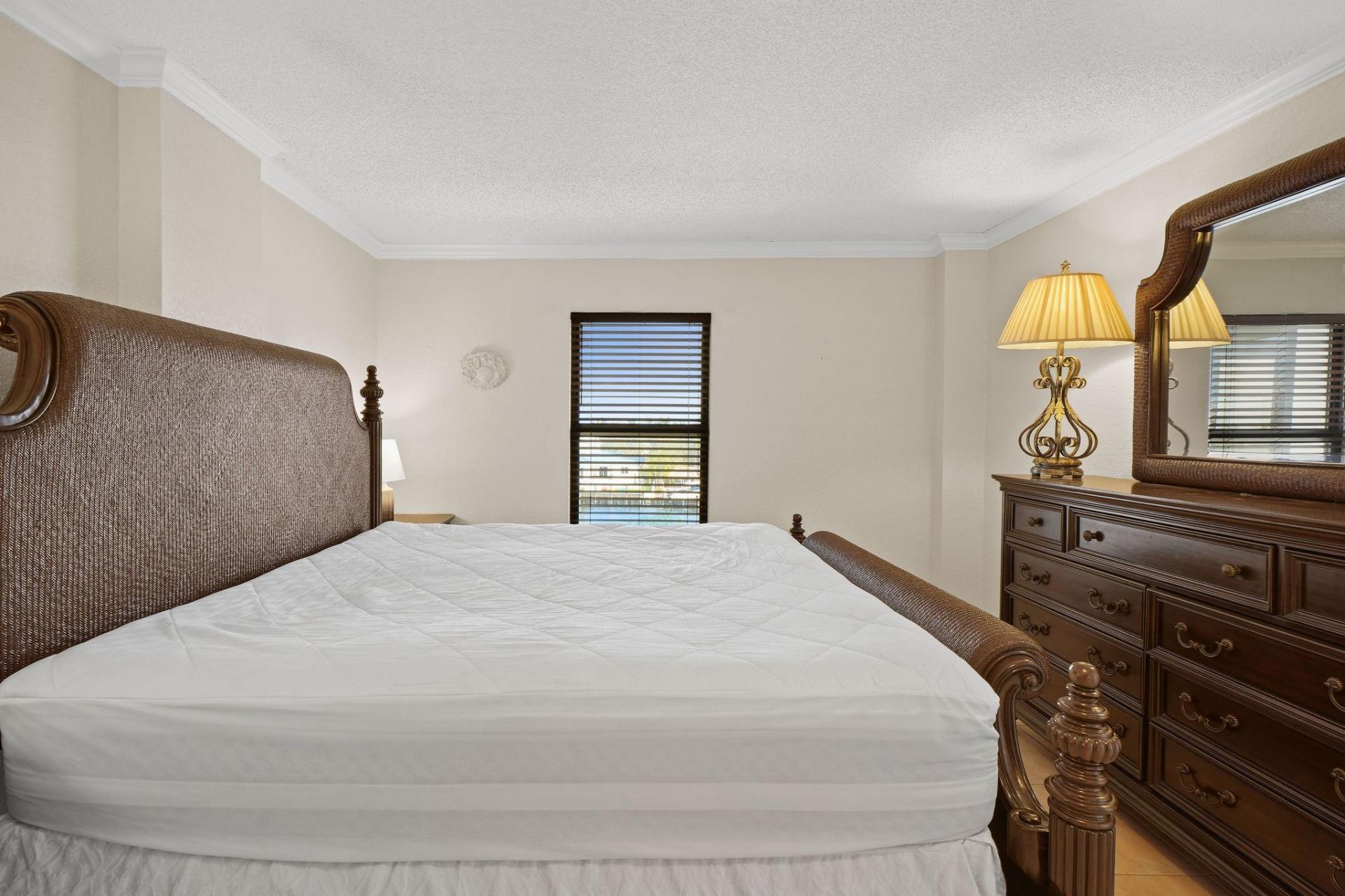 3100 NE 48th Street, Unit 415, Fort Lauderdale, FL 33308 Photo