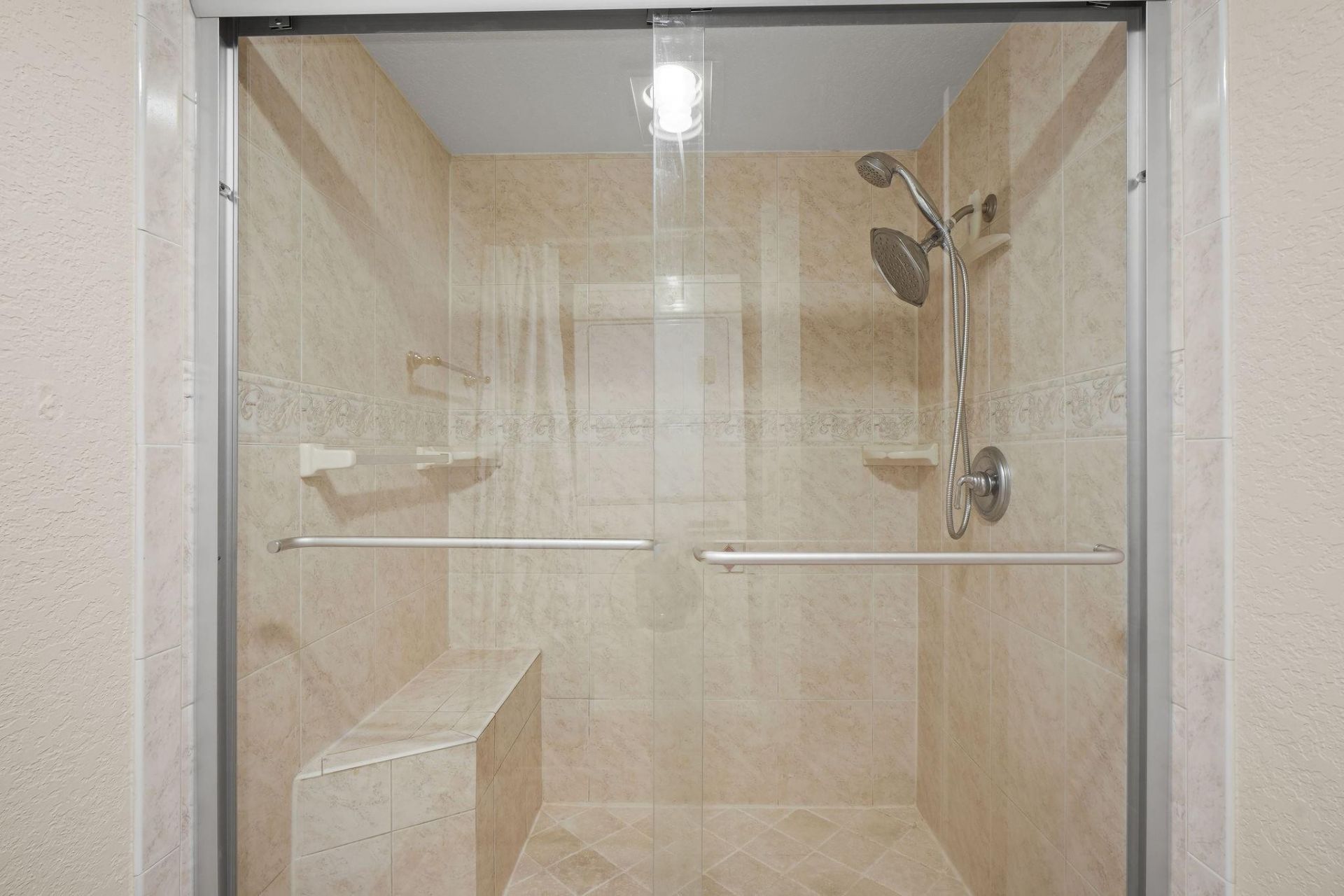 3100 NE 48th Street, Unit 415, Fort Lauderdale, FL 33308 Photo