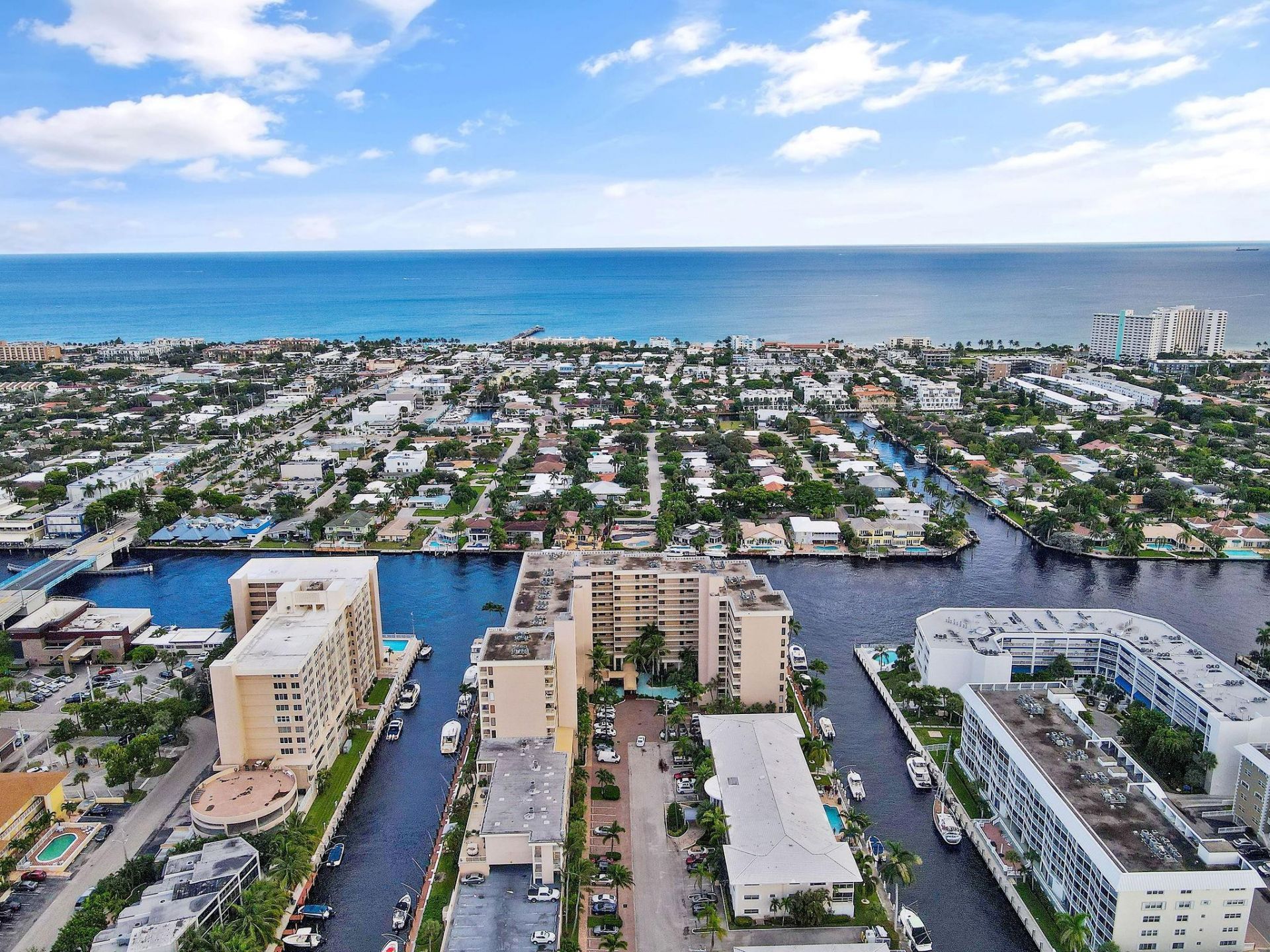 3100 NE 48th Street, Unit 415, Fort Lauderdale, FL 33308 Photo