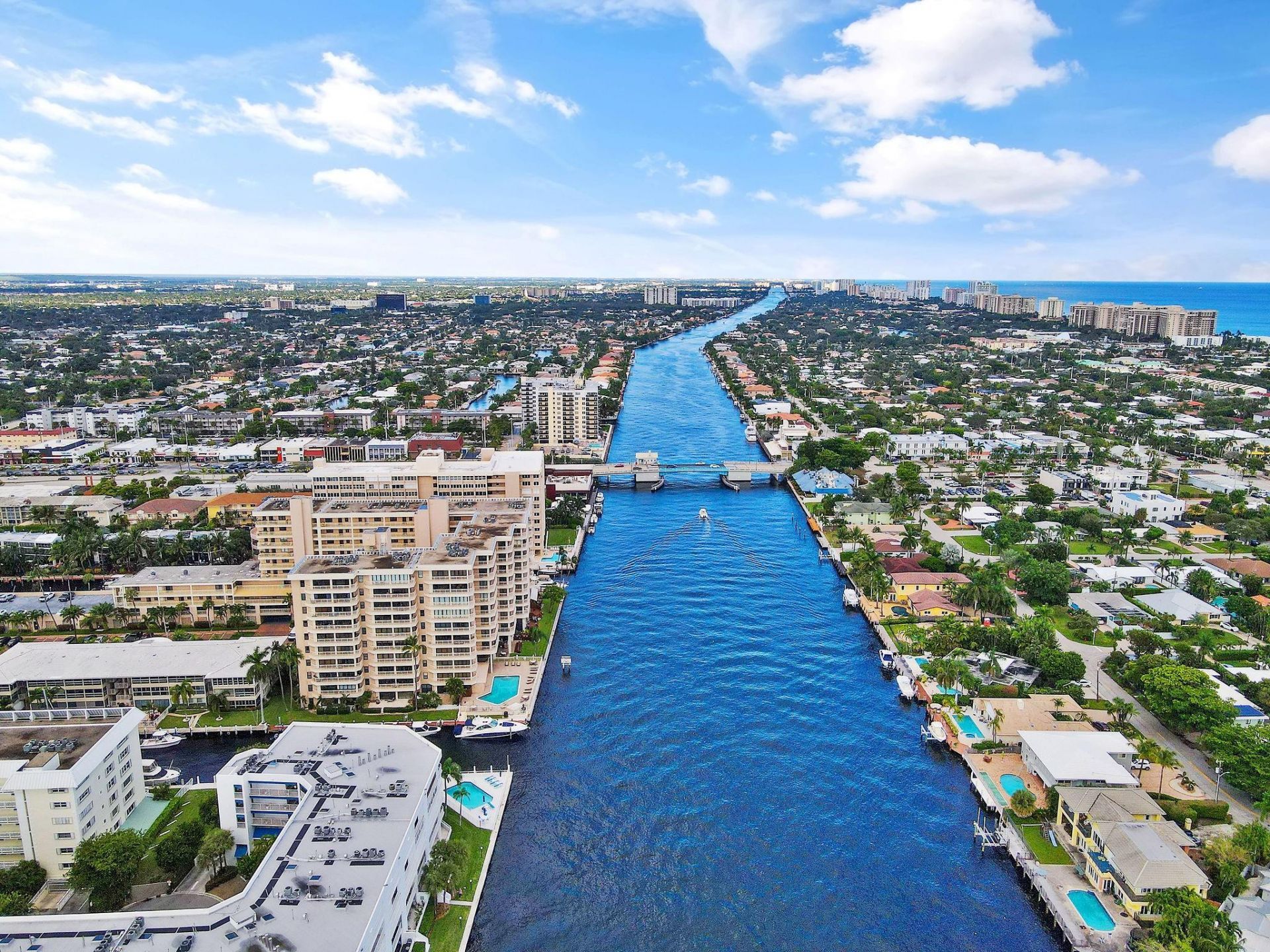 3100 NE 48th Street, Unit 415, Fort Lauderdale, FL 33308 Photo