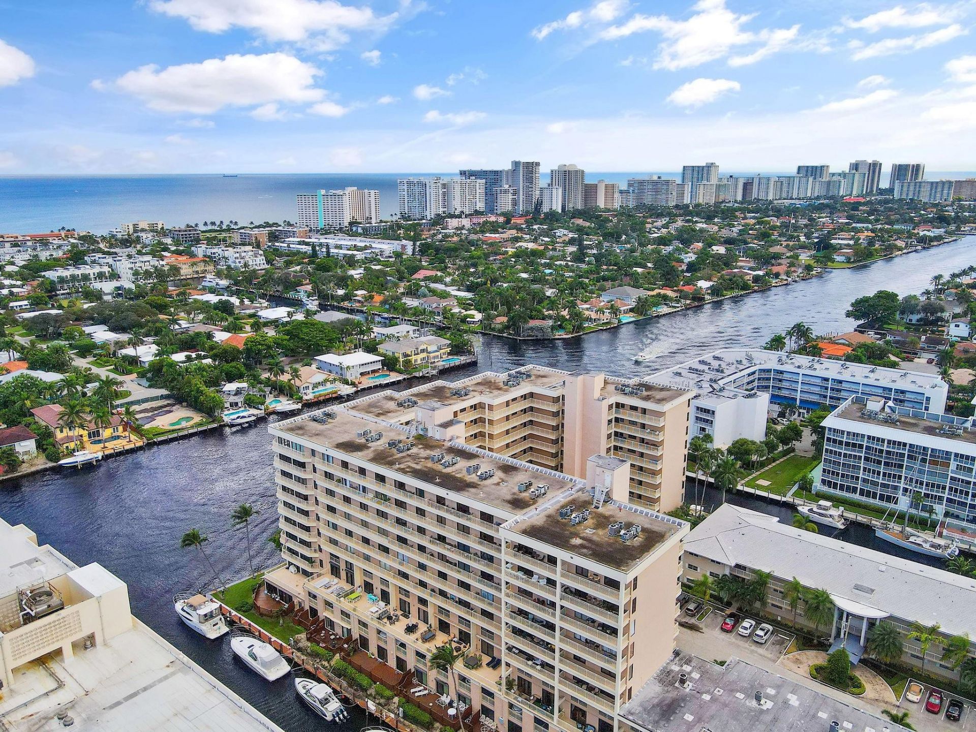 3100 NE 48th Street, Unit 415, Fort Lauderdale, FL 33308 Photo