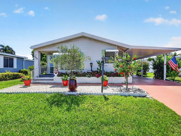 733 Sunny S Avenue, Boynton Beach, FL 33436