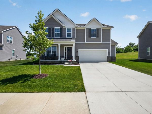 2747 Salt Springs Drive, Saline, MI 48176