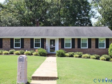 1117 Oakwood Drive, Colonial Heights, VA 23834