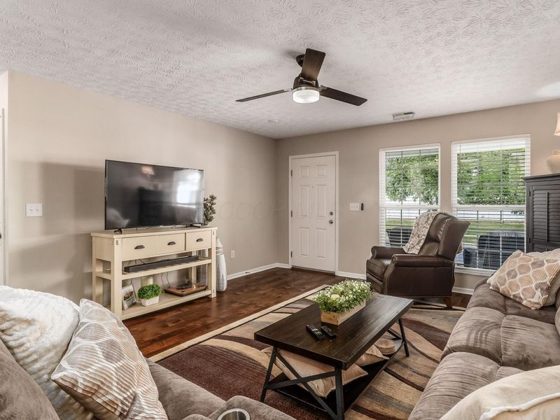 4509 Stranton Park Drive, Grove City, OH 43123 Photo 8