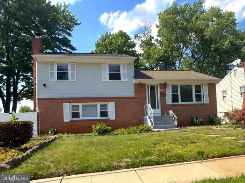 7202 GOOD LUCK ROAD , LANHAM, MD 20706