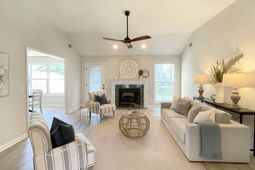 218 Bennington Circle  photo 4