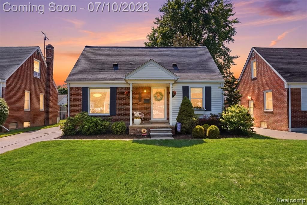 2129 N Connecticut Avenue, Royal Oak, MI 48073 Main Photo