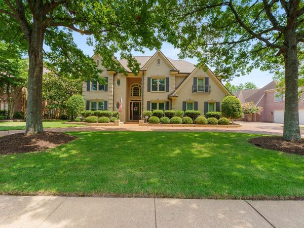 9445 GROVE TRAIL LN, Germantown, TN 38139