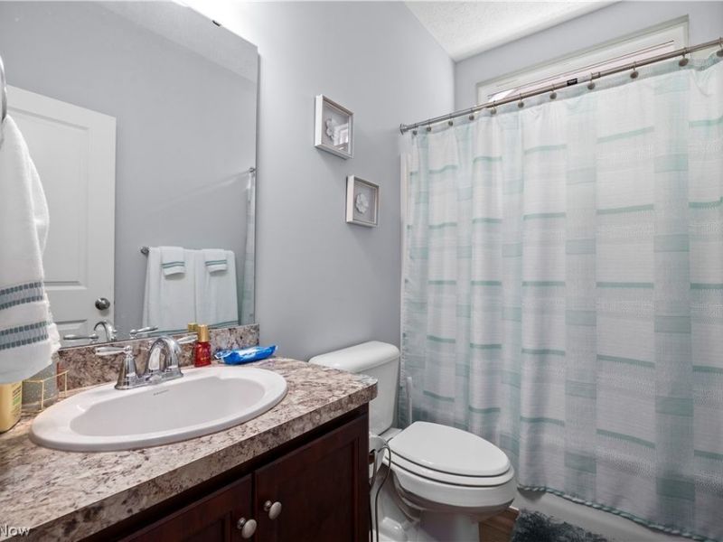 109 W Spring Drive , Elyria, OH 44035 Photo 27