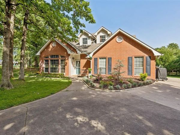 13849 Twin Ridge Road, Edmond, OK 73034