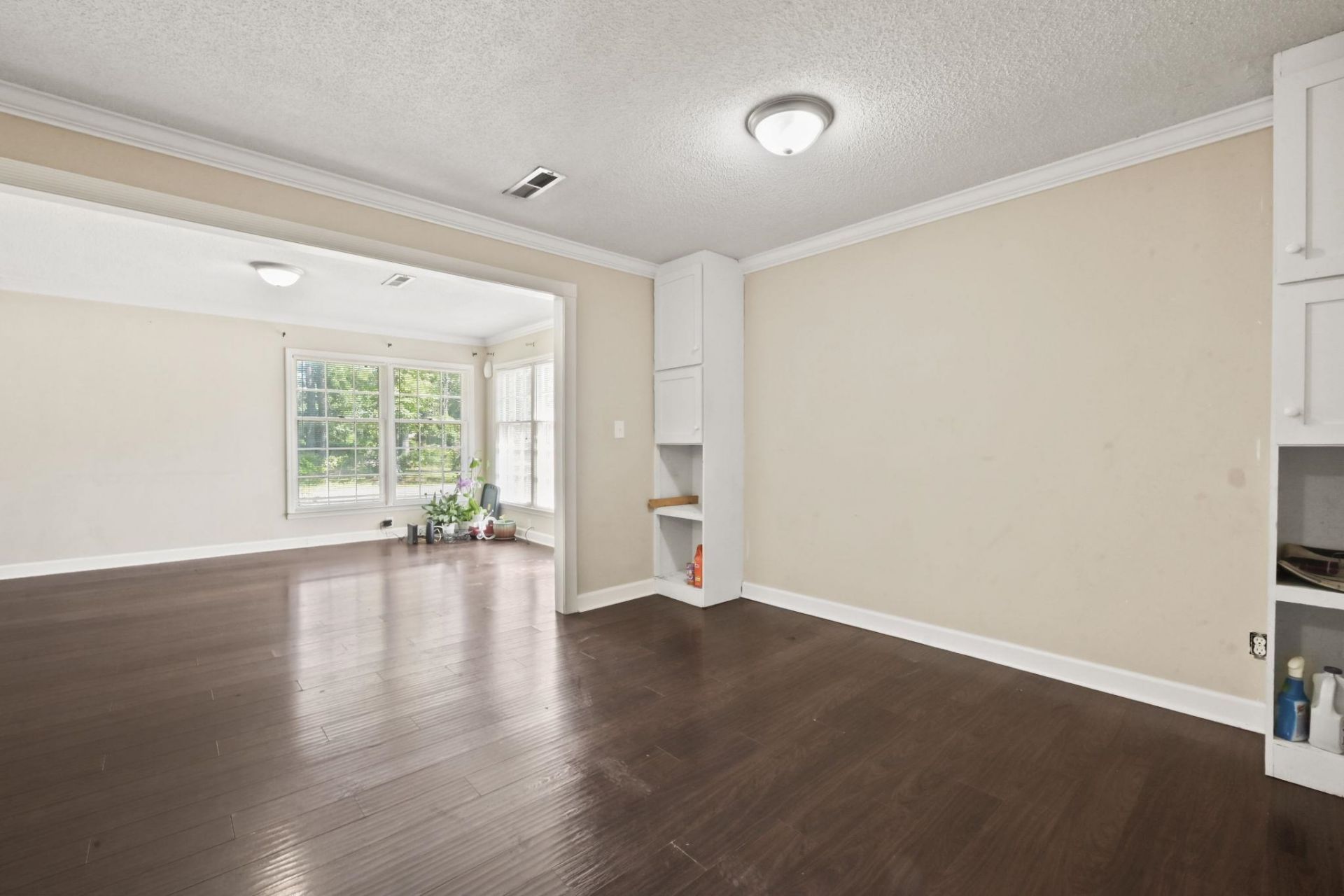 1000 Temple St.  Photo 12