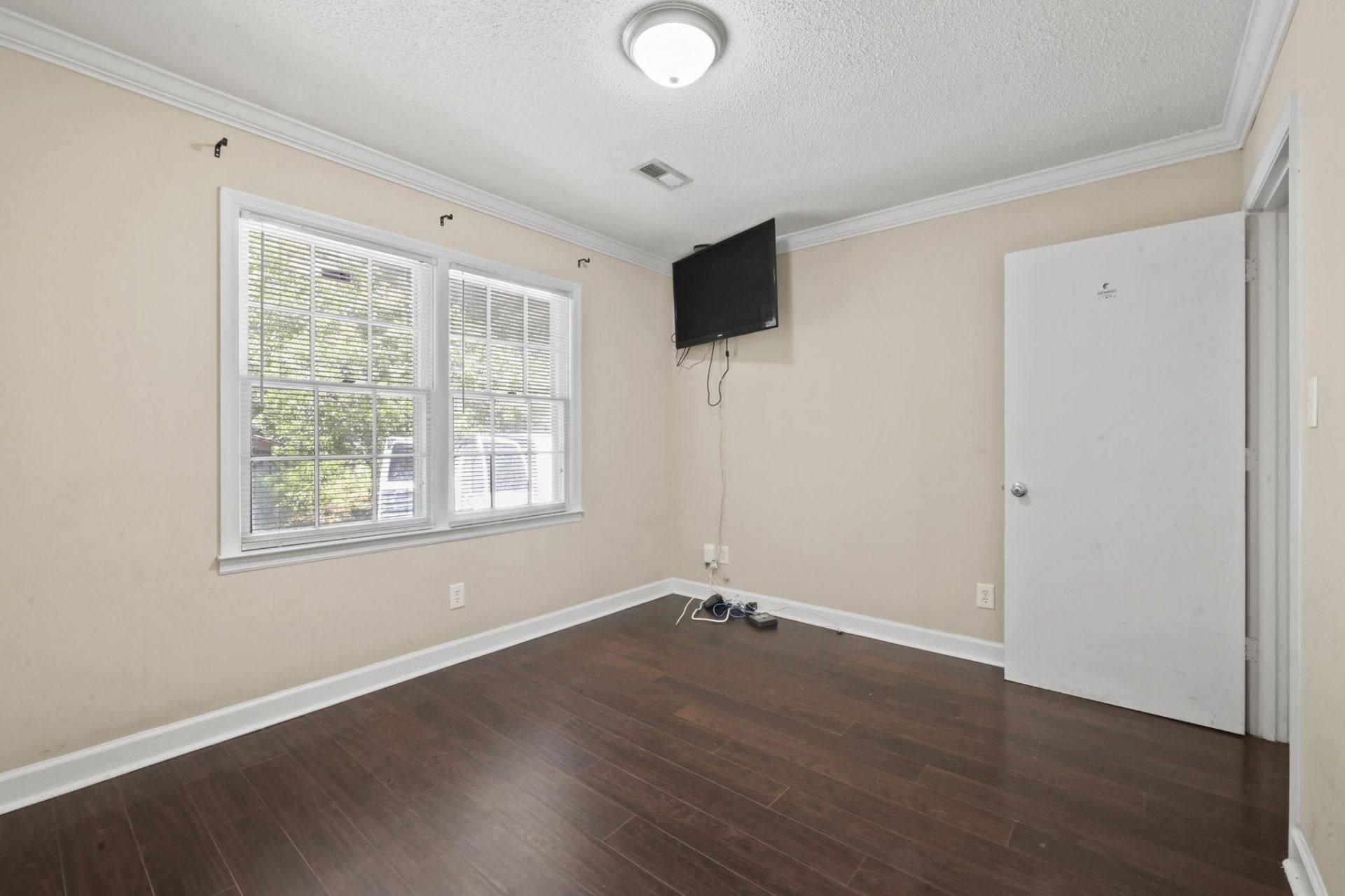 1000 Temple St.  Photo 24