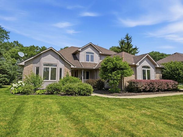 4197 Lake Forest Drive E, Ann Arbor, MI 48108