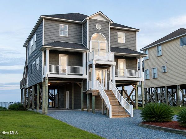 34 Porpoise Place, North Topsail Beach, NC 28460