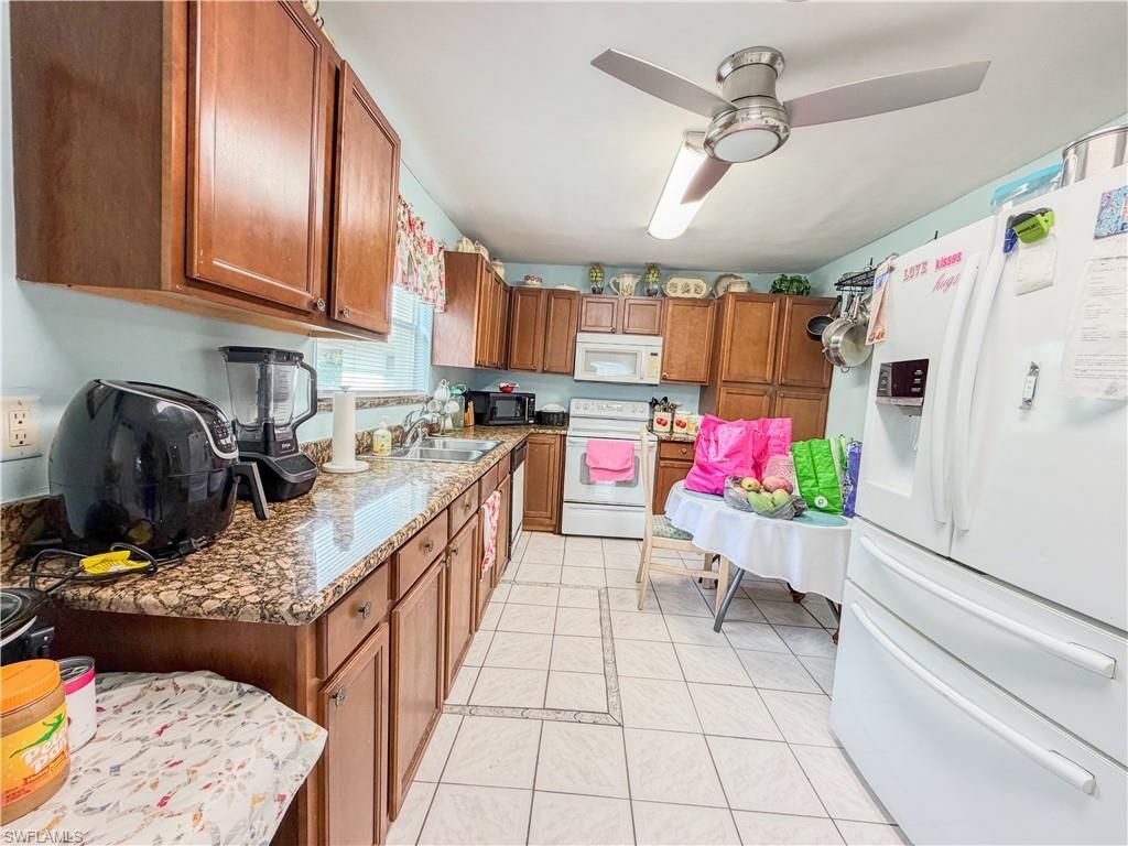 4000 Outer Dr, Naples, FL 34112 Photo