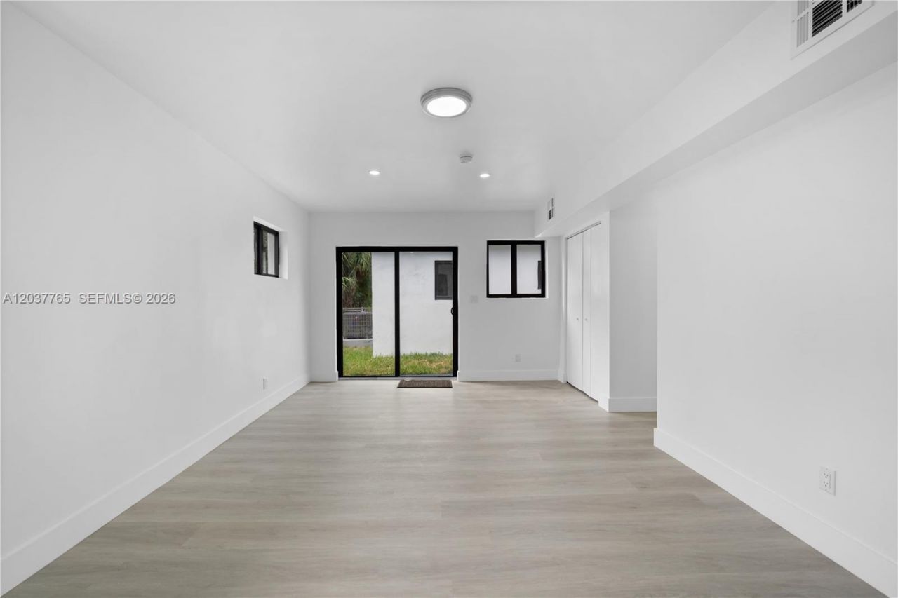2983 NW 1st St , Pompano Beach, FL 33069 Photo