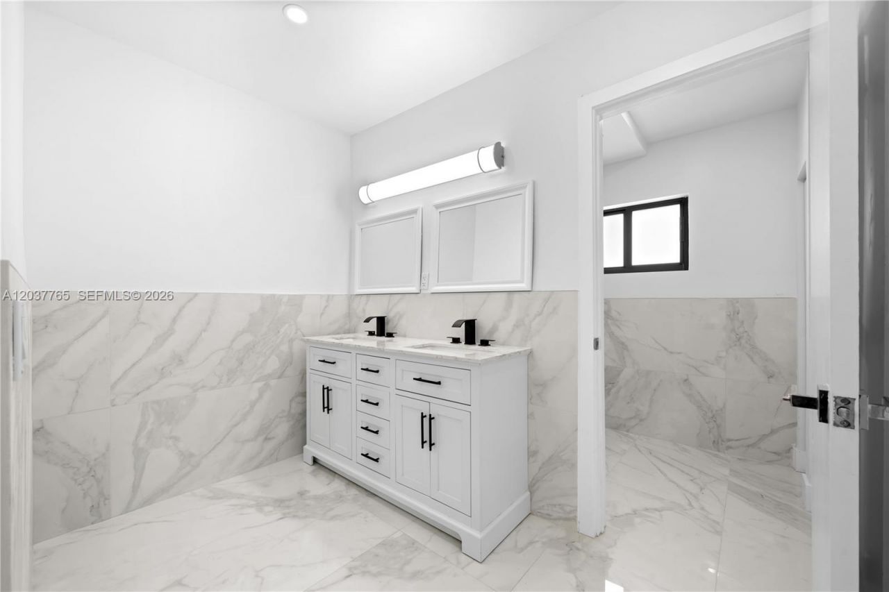 2983 NW 1st St , Pompano Beach, FL 33069 Photo