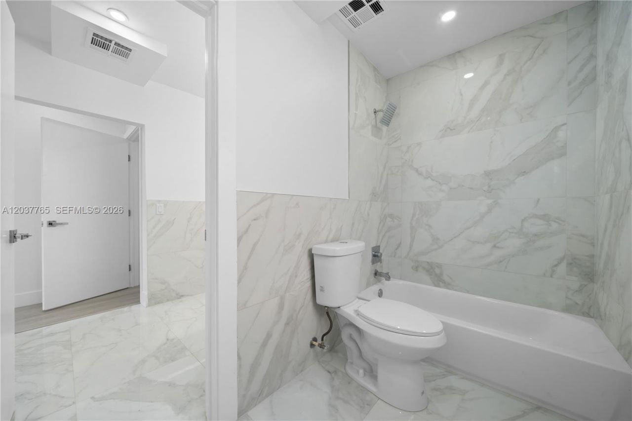 2983 NW 1st St , Pompano Beach, FL 33069 Photo