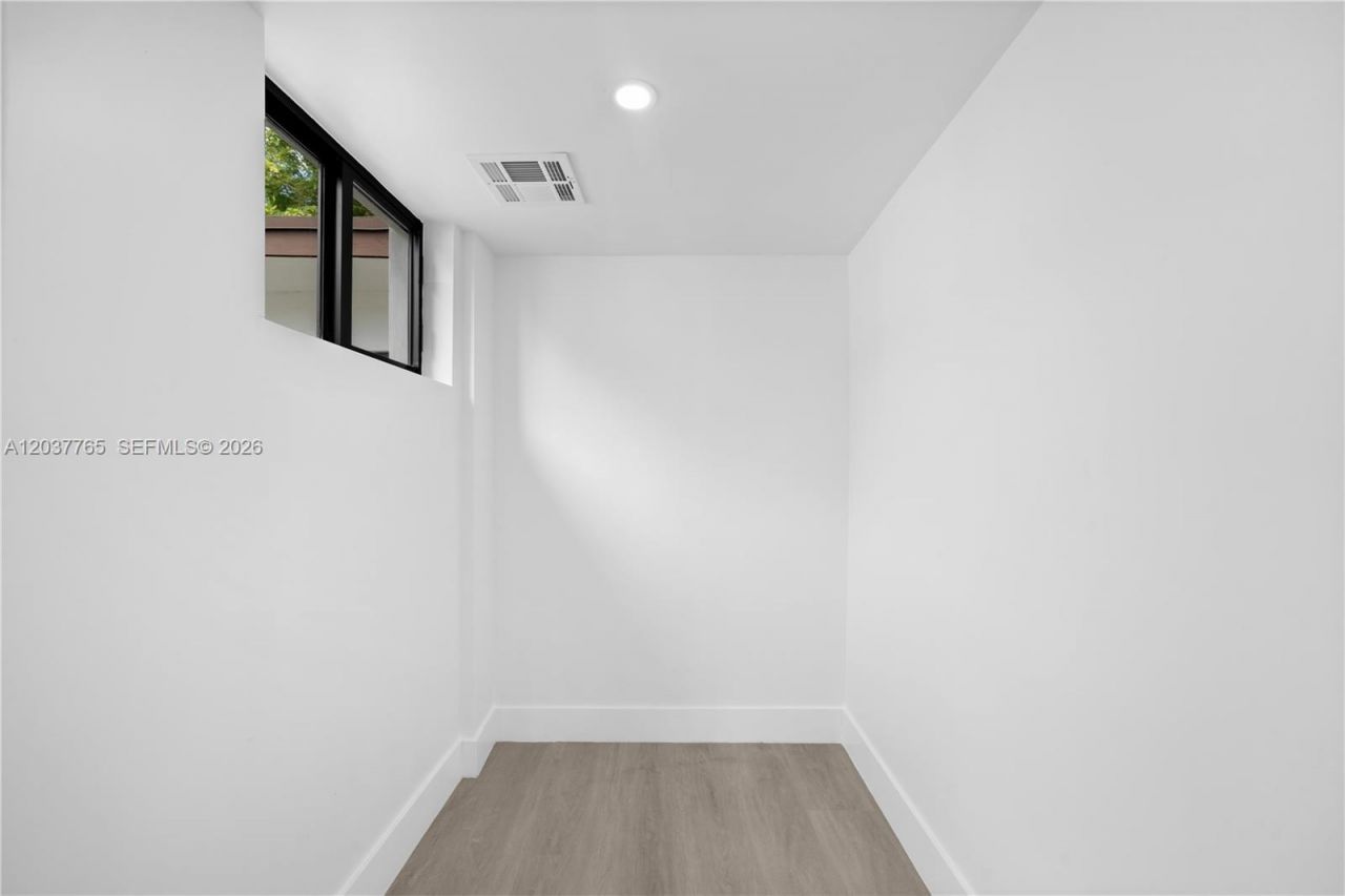 2983 NW 1st St , Pompano Beach, FL 33069 Photo