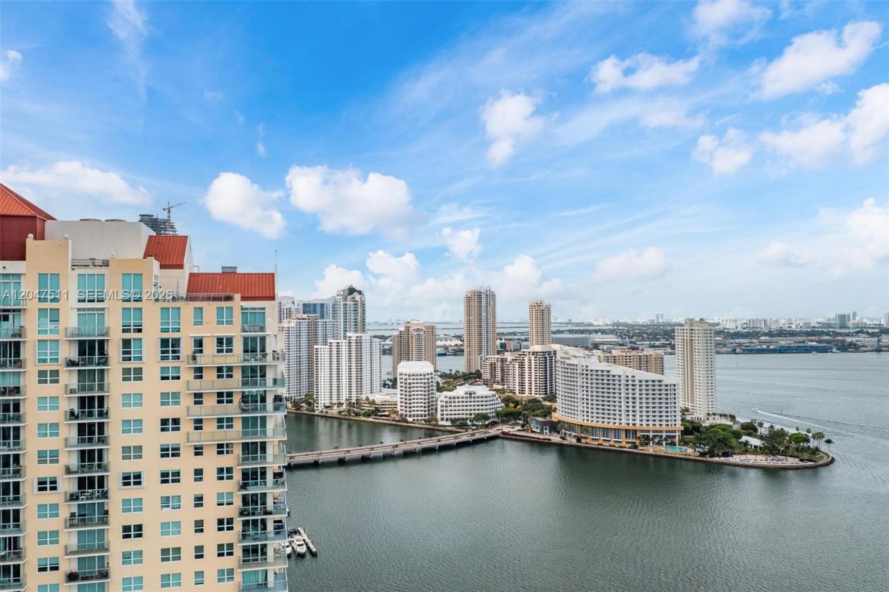 1155 Brickell Bay Dr, Unit 3105, Miami, FL 33131 Photo