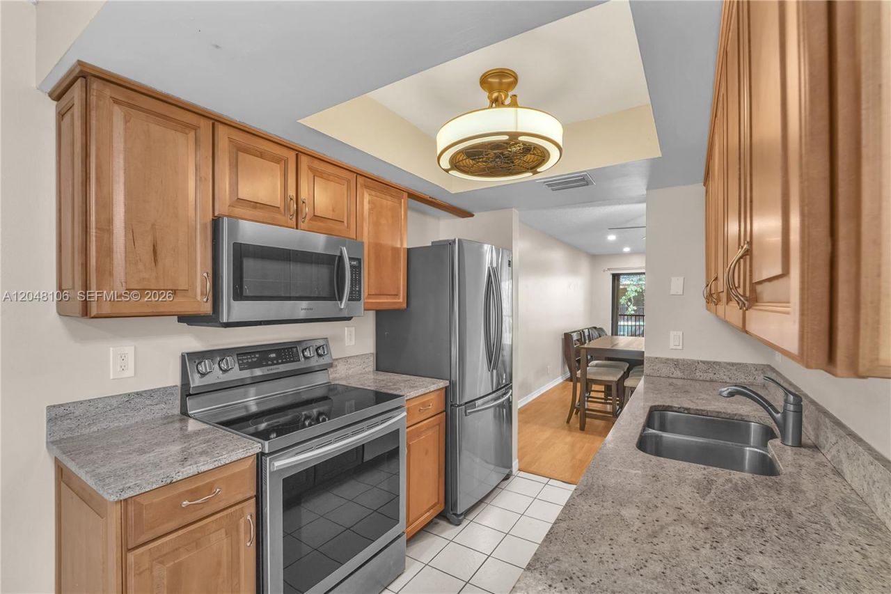 9565 NW 2nd Pl , Unit 1-H, Coral Springs, FL 33071 Photo