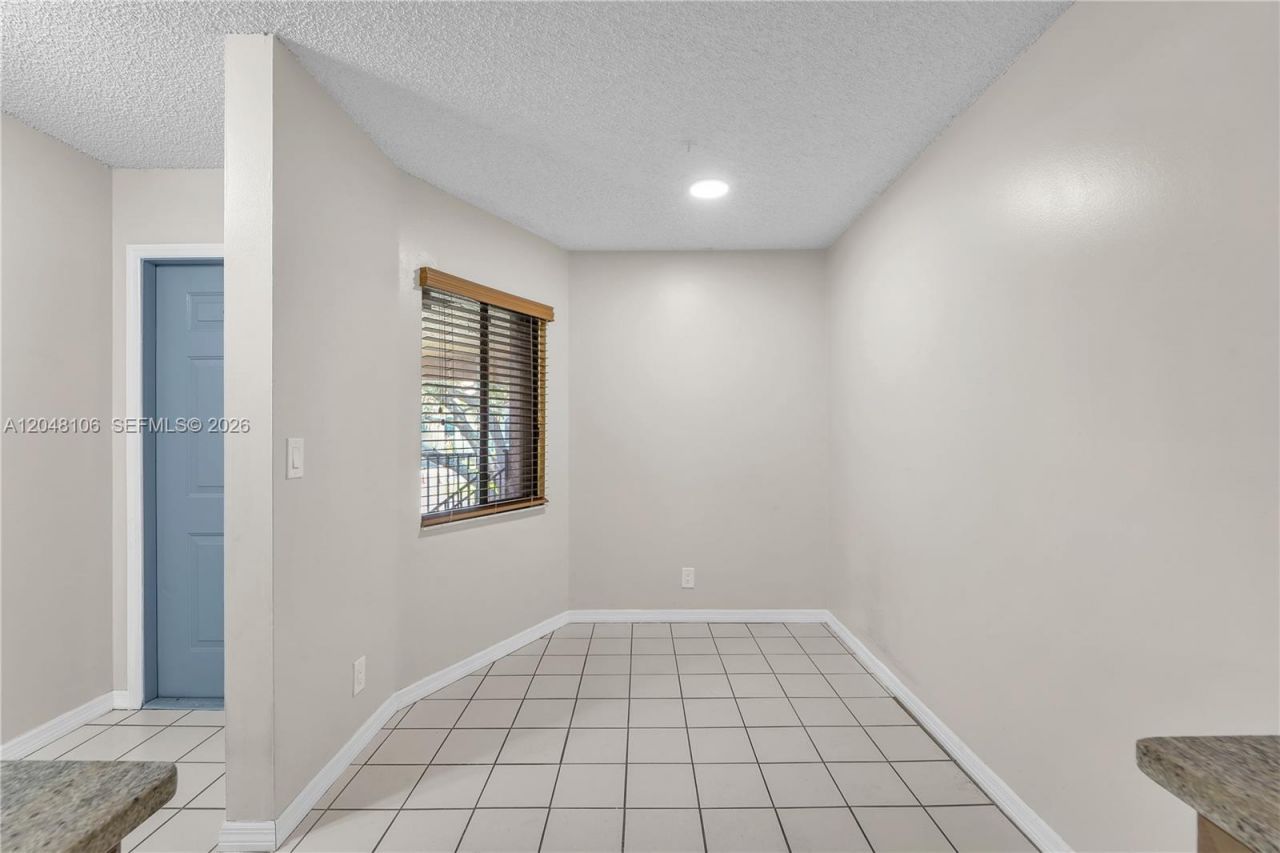 9565 NW 2nd Pl , Unit 1-H, Coral Springs, FL 33071 Photo